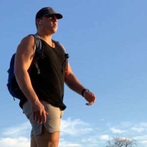 Meet your Posher, Carlos